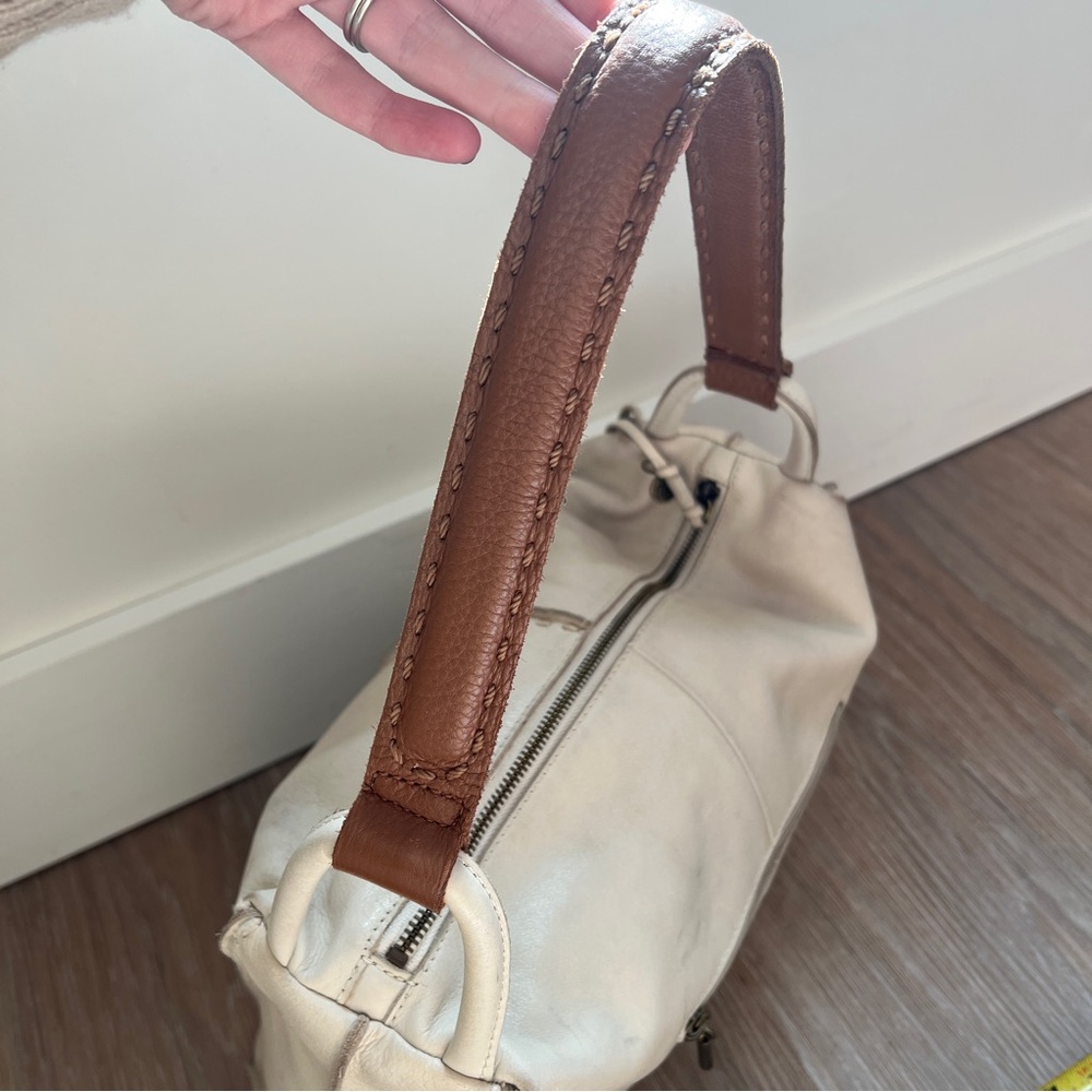 The Sak Cream and Brown Shoulder Bag - Picture 4 of 11